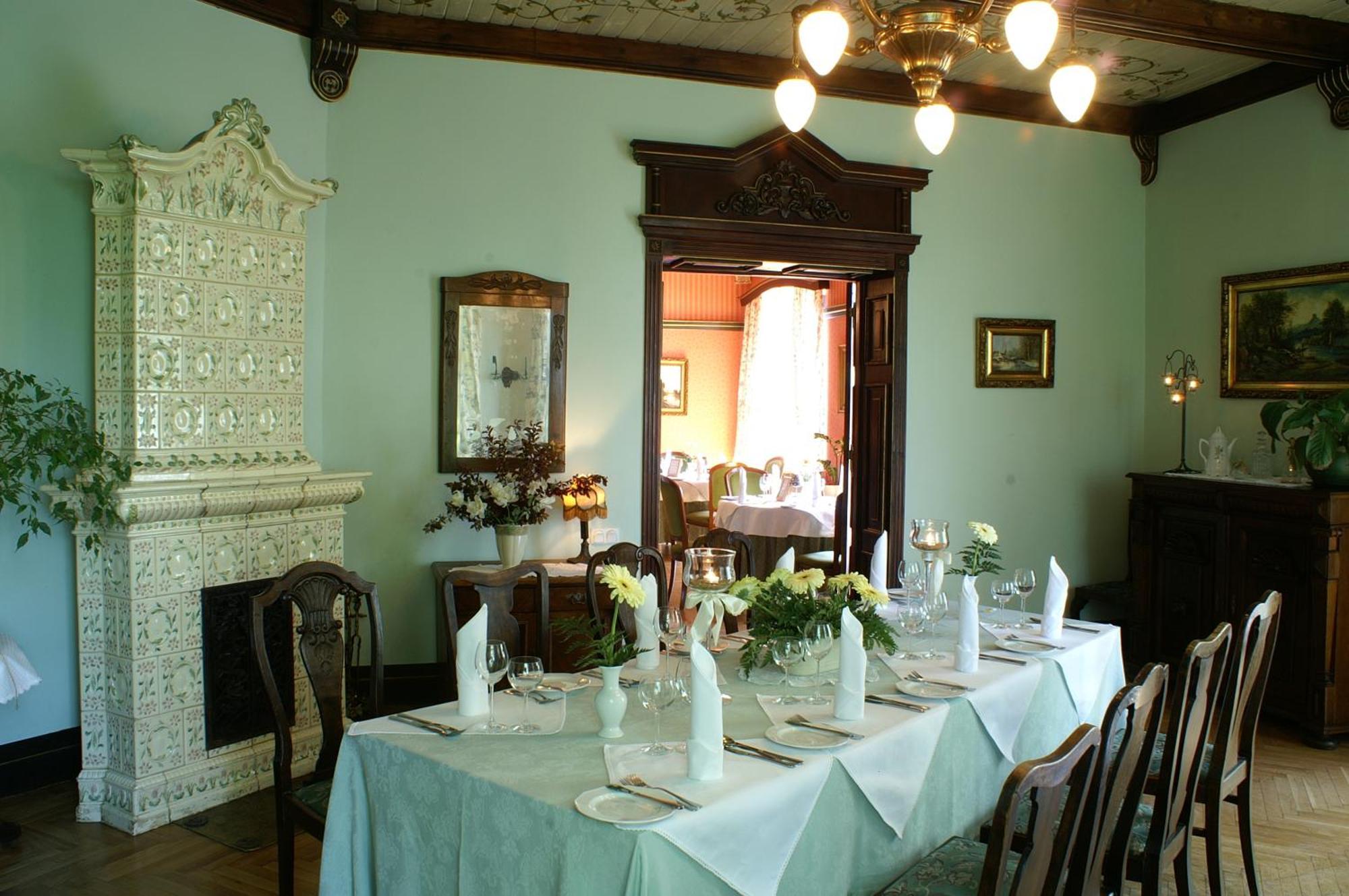 Bed and Breakfast Bialy Dwor à Kwidzyn Extérieur photo