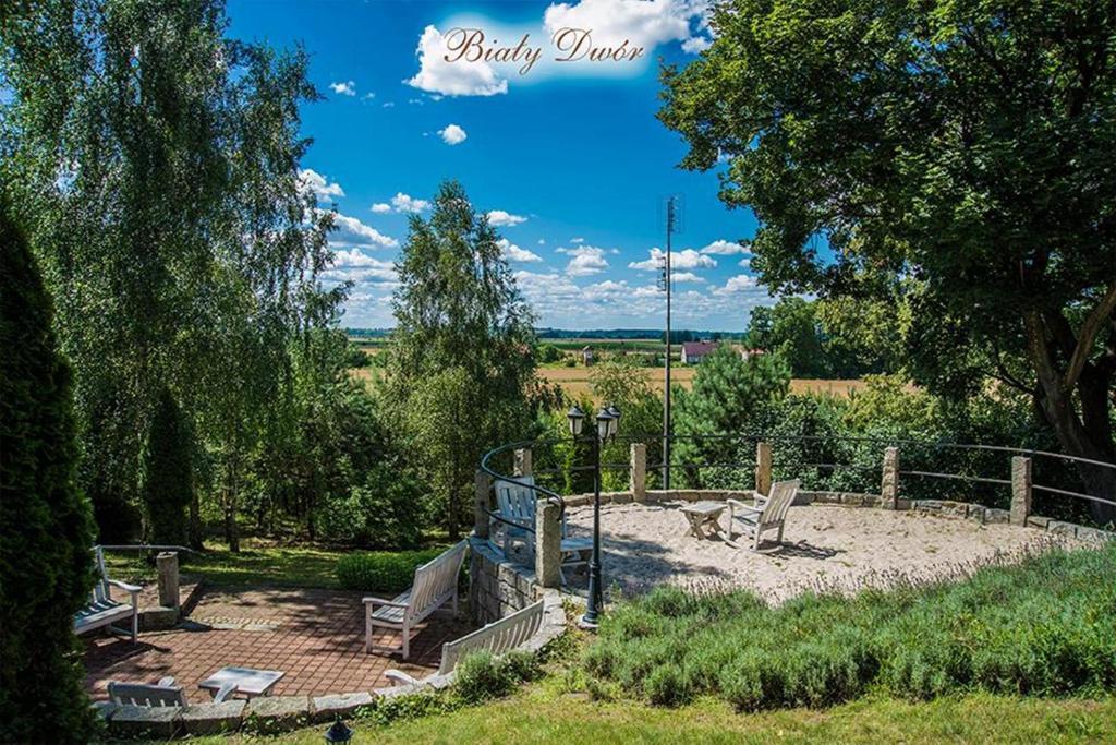 Bed and Breakfast Bialy Dwor à Kwidzyn Extérieur photo