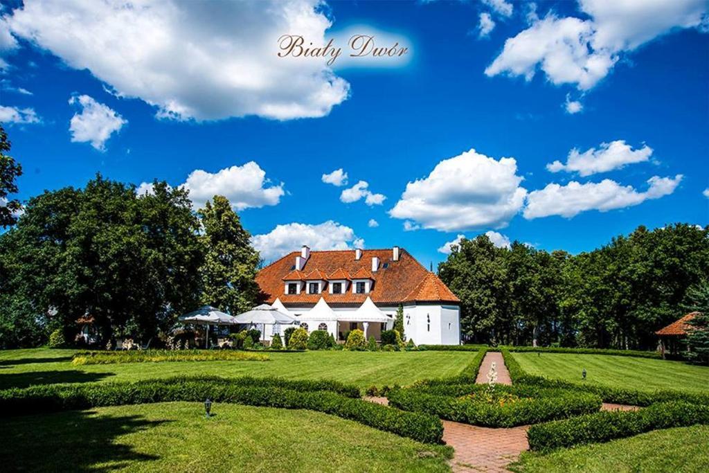 Bed and Breakfast Bialy Dwor à Kwidzyn Extérieur photo