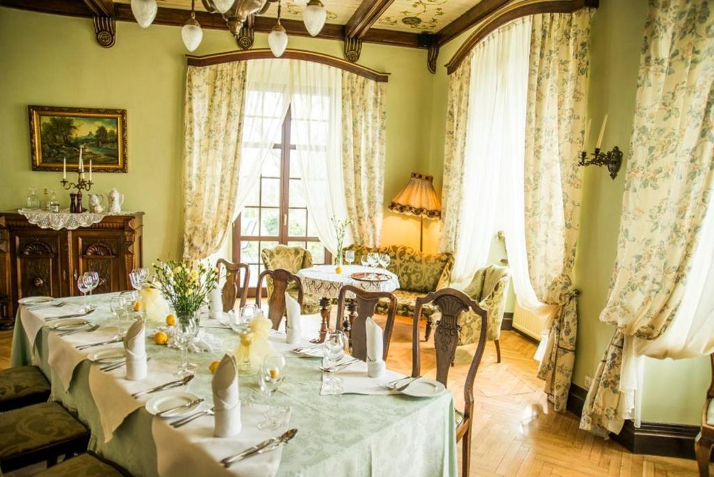 Bed and Breakfast Bialy Dwor à Kwidzyn Extérieur photo